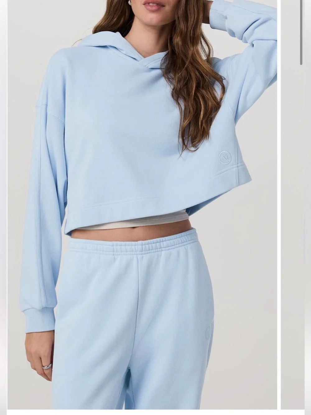 Vuori Sedona Cropped Hoodie- Crystal Blue - Picture 4 of 4